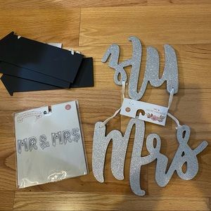 Set of silver Mr. & Mrs. Signs
